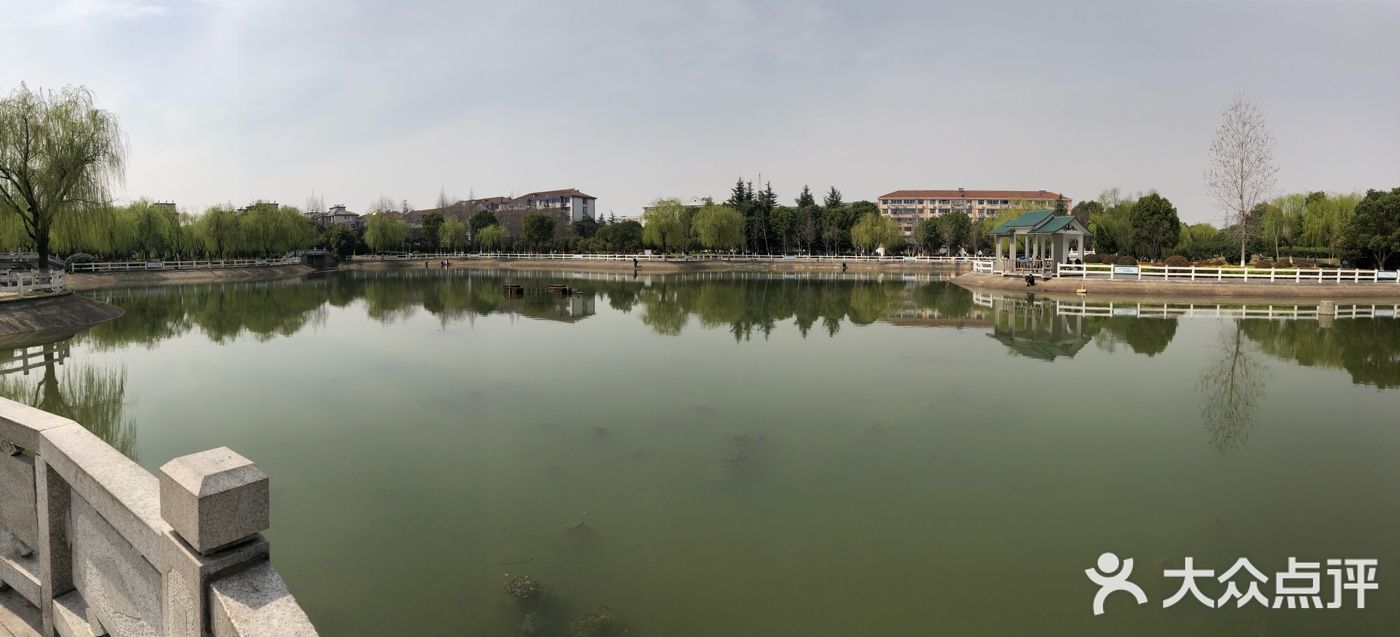 华新人民公园图片