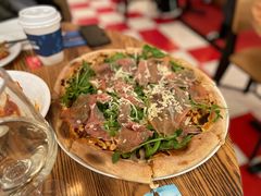 -城市大道红炉披萨烘焙坊