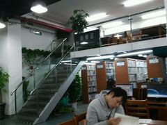 -上海市虹口区图书馆(曲阳分馆)