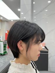 点击看大图 -七分屋LA·烫发·染发·剪发
