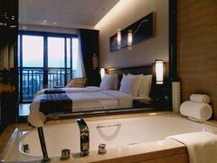 -西双版纳融创皇冠假日度假酒店