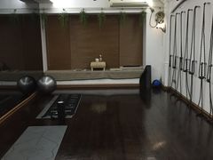 -简·无界健身工作室·运动康复·体态(石厦店)