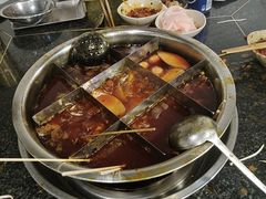 -邓莽子老火锅(中兴路总店)