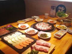 -唯成•韩国炭火烤肉 유성고기