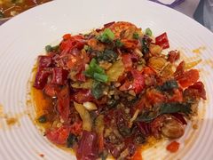 -肥肥虾庄·金牌油焖大虾(汉口城市广场店)