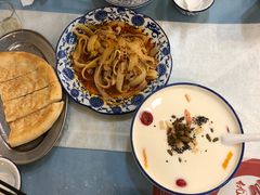 -马尔龙新疆饭店·清真(瑞景店)