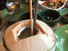 泰国天然椰青-润园四季椰子鸡火锅(海上世界店)