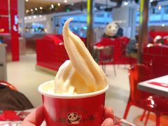 -江湖小牛·水煮牛排火锅(欧亚新生活购物广场店)
