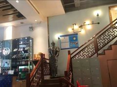 -三人行骨头王火锅(长寿店)