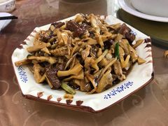 -幽优农庄·森波拉特色本地农家菜