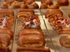 -VERIE BAKEHOUSE