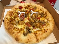 新奥尔良风情烤肉比萨-必胜客(新辰里酒仙桥店)