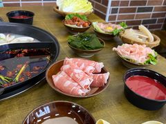 -乖嬢嬢重庆老火锅(南联店)