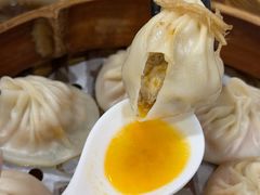 -莱莱小笼·乔艾