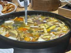 -一朵菌·野生菌探索家火锅(南亚店)