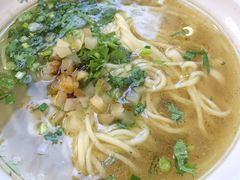 -萍姨抻面馆·鸡架冒菜(清湖店)