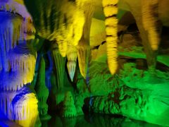 -泰安地下龙宫景区