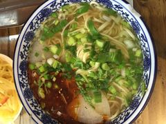 -陇上全荟兰州传统牛肉面(延吉路店)