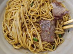 -万方圆拌粉瓦罐汤(九江湖滨店)