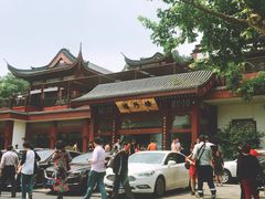 -楼外楼·停车场