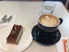 -Dough&Joe团憩(瑞虹天地月亮湾店)