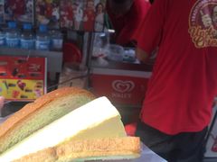 -詹爷爷乌节路街头冰淇淋