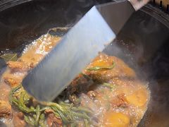 -锅老头海鲜铁锅炖