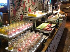 自助取餐区-广州中心皇冠假日酒店-环市食坊·海鲜自助餐厅