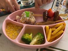 -西语炭烧牛排·西厨(滨湖万科里店)