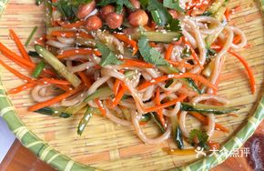 Water Village Carp Noodle