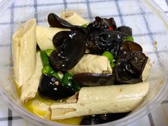 -赵师傅酥鱼(城角街店)