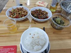 -笨罗卜浏阳菜馆(富家湾小区店)