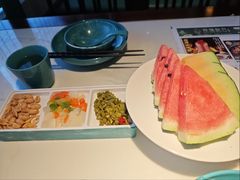 -荷塘秋月·本帮江浙菜(国权路店)