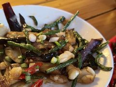 -柴窝堡22号辣子鸡·传承新疆菜