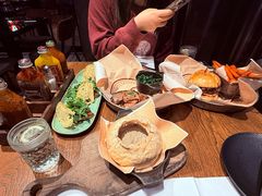 -BOURBON 玻本美式餐厅酒吧(虹桥新天地店)