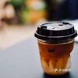 公寓楼下的咖啡店