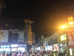 -南门头上美食街