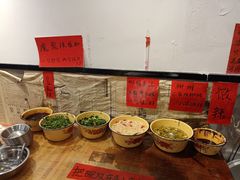 -柳州肥姨妈大骨螺蛳粉(江宁万达店)