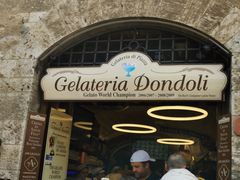 -Gelateria Dondoli
