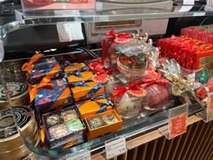 -VENCHI 闻绮(上海佛罗伦萨小镇店)