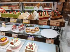 -罗森尼娜(德思勤店)