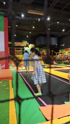 -蹦蹦跳跳(新奥购物中心店)