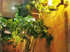 -万记麻辣烫国展总店
