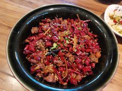 -先启半步颠小酒馆(白麓里店)