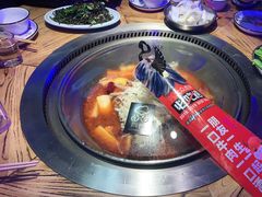 -山河屯铁锅炖(哈西站店)