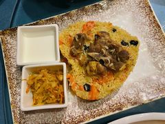 新疆手抓饭-清真·卡德尔大叔新疆主题餐厅(龙汇路店)