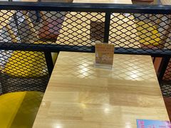 面包甜点陈列柜-满记甜品(王府井北京市百货大楼店)