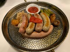 烤肠拼盘-马克西姆俄罗斯餐厅(绥芬河店)