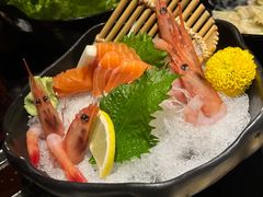 -山川小町·极番烧肉(新地假日广场店)