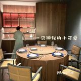 拾久越开越多了。在新京熹楼新京熹品鉴中心包间环境和服务还可以